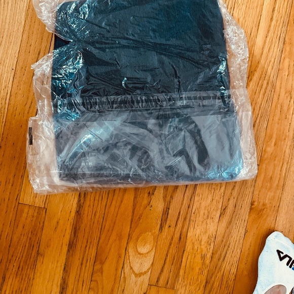 Old STOCK VINTAGE 560 LEVI’S USA JEANS - Picture 2 of 3